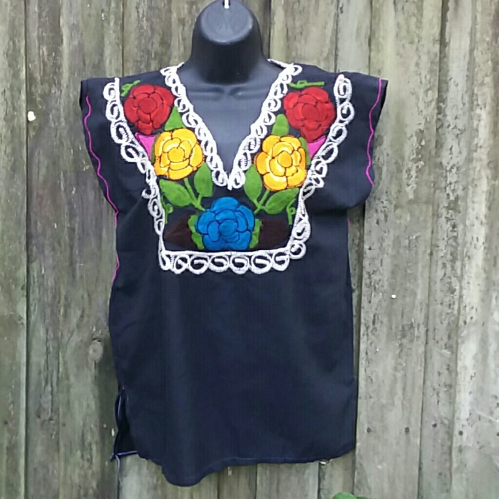 Mexican Embroidered shirt - Picture 4 of 4